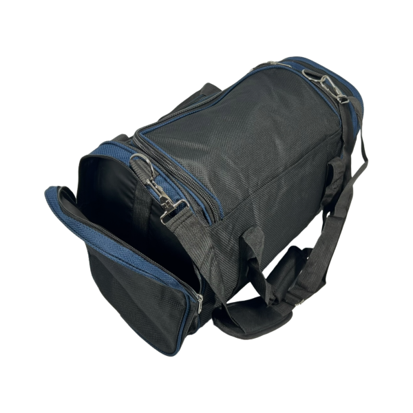 Дорожная сумка Wallaby на шесть отделений 1041-1 черная с синим Дорожная сумка Wallaby на шесть отделений 1041-1 черная с синим
