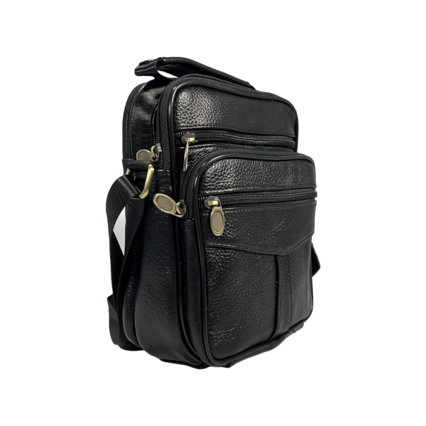 Кожаная мужская сумка через плечо, черная, пять отделений Кожаная мужская сумка через плечо, черная, пять отделений