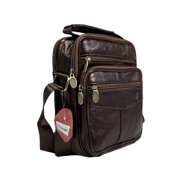 Классическая сумка через плечо на пять отделений, кожаная, 4 л Классическая сумка через плечо на пять отделений, кожаная, 4 л