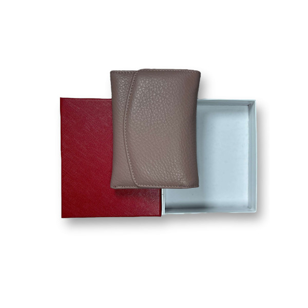 Женский кошелек, кожаный, бежевый, отдел для монет та 1 отделение для купюр Женский кошелек, кожаный, бежевый, отдел для монет та 1 отделение для купюр