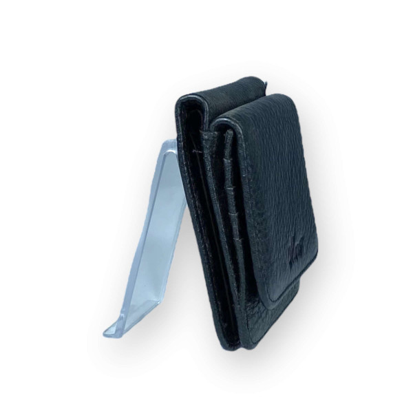 Компактний чоловічий гаманець з натуральноі шкіри, чорний Компактний чоловічий гаманець з натуральноі шкіри, чорний