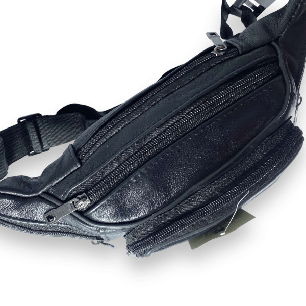 Кожаная сумка-бананка на одно отделение, 4 фронтальных кармана Кожаная сумка-бананка на одно отделение, 4 фронтальных кармана