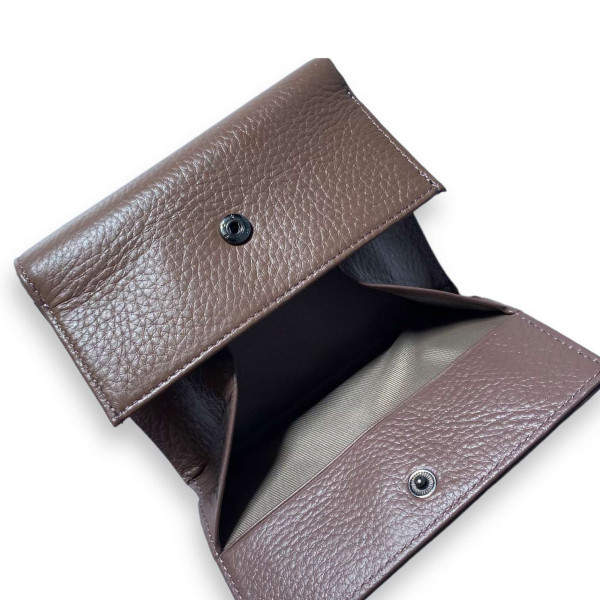 Кожаный женский натуральная кожа, коричневый, 2 отделения для купюр Кожаный женский натуральная кожа, коричневый, 2 отделения для купюр