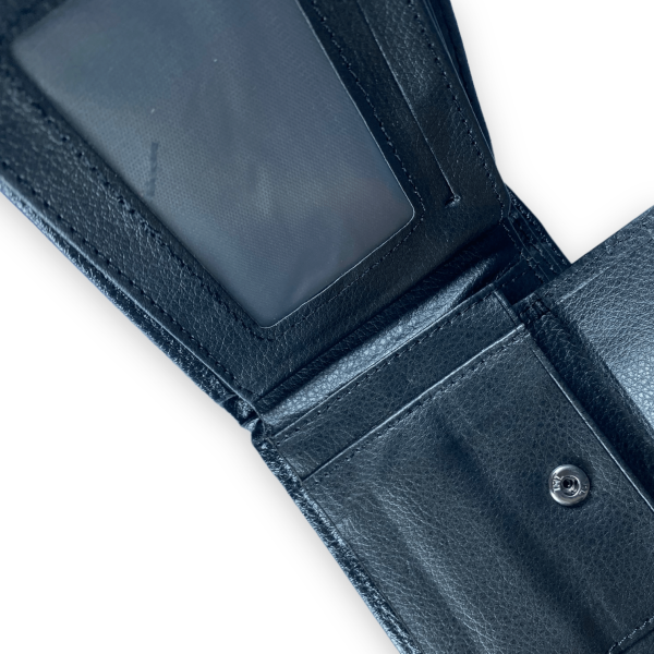 Черный кошелек мужской Devi's кожзаменитель 2 отдела для купюр 4 для карточек размер: 12*10*2 см