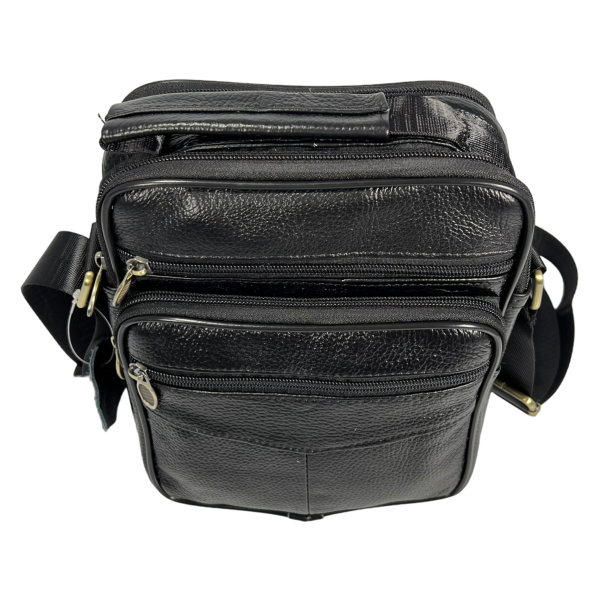 Сумка через плече з натуральної шкіри на п'ять відділень чорного кольору