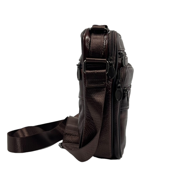 Сумка через плечо из натуральной кожи, мужская, 4 л, универсальная, коричневая Сумка через плечо из натуральной кожи, мужская, 4 л, универсальная, коричневая