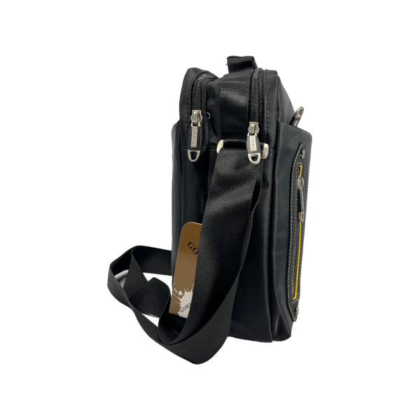 Универсальная и удобная сумка через плечо четыре отделения, 6 л, черная Универсальная и удобная сумка через плечо четыре отделения, 6 л, черная