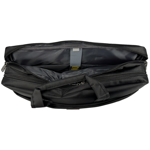 Сумка для ноутбука на три отделения, вмещающая ноутбуки диагональю до 18.4, черная Сумка для ноутбука на три отделения, вмещающая ноутбуки диагональю до 18.4, черная