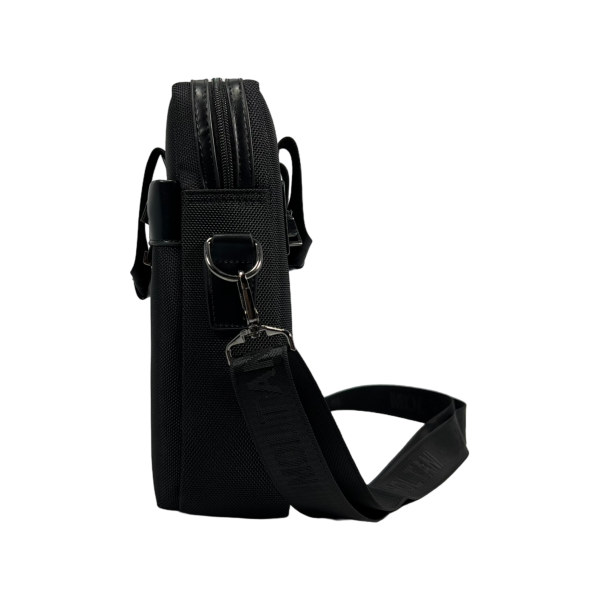 Функциональная сумка через плечо на три отделения черного цвета Функциональная сумка через плечо на три отделения черного цвета