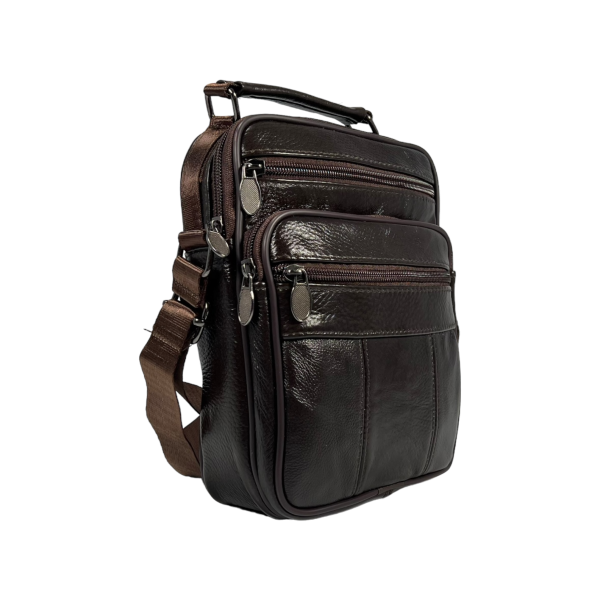 Сумка через плече з натуральної шкіри, колір коричневий, 3 л, елегантна. Сумка через плече з натуральної шкіри, колір коричневий, 3 л, елегантна.