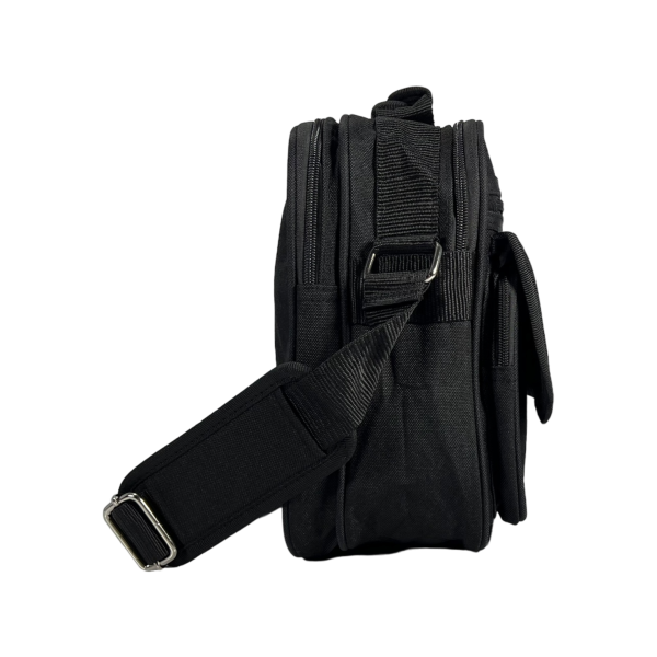 Вместительная функциональная сумка через плечо на шесть отделений, цвет черный Вместительная функциональная сумка через плечо на шесть отделений, цвет черный