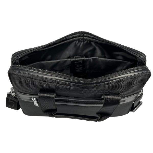 Вместительная и стильная мужская сумка через плечо на два отделения, цвет черный Вместительная и стильная мужская сумка через плечо на два отделения, цвет черный