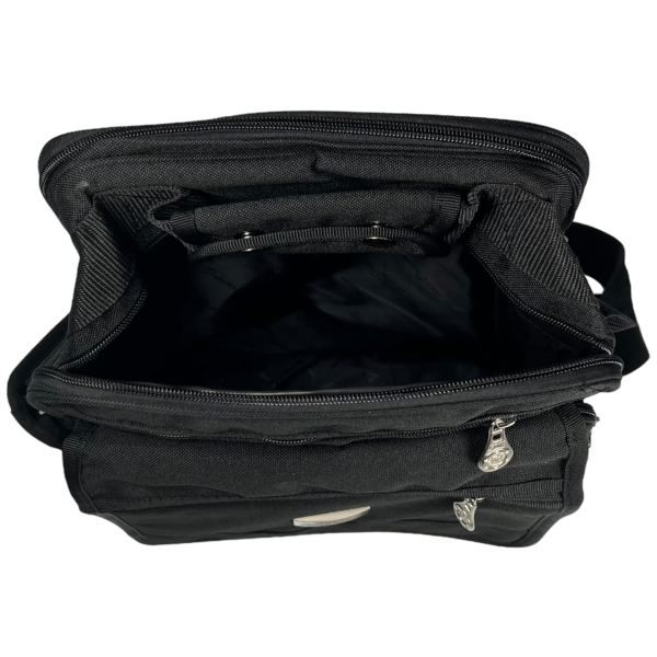 Сумка через плечо на 6 отделений, 12 л, текстиль, ручки для переноса, черная Сумка через плечо на 6 отделений, 12 л, текстиль, ручки для переноса, черная