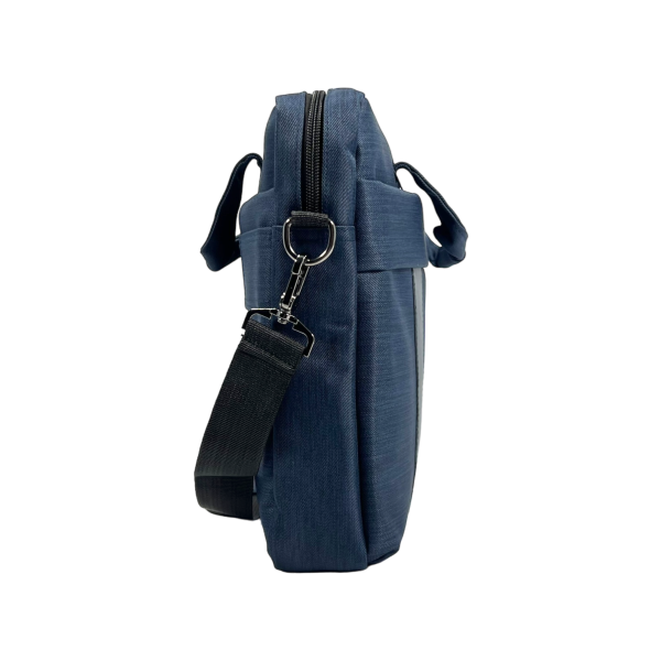 Сучасна сумка для ноутбука на три відділення синього кольору