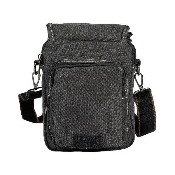 Сумка через плечо на пять отделений, 3 л, основная застежка на молнии, черная Сумка через плечо на пять отделений, 3 л, основная застежка на молнии, черная