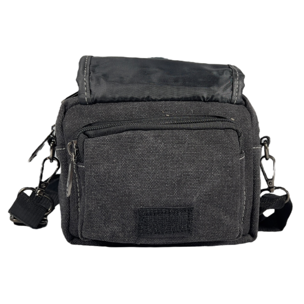 Компактная и крепкая сумка через плечо на четыре отделения, черная Компактная и крепкая сумка через плечо на четыре отделения, черная