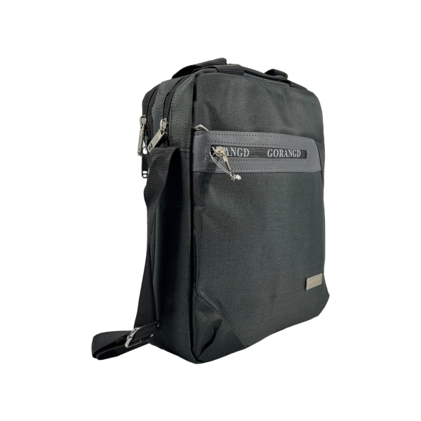 Сумка через плечо на четыре отделения, специальный карман для планшета, черная Сумка через плечо на четыре отделения, специальный карман для планшета, черная