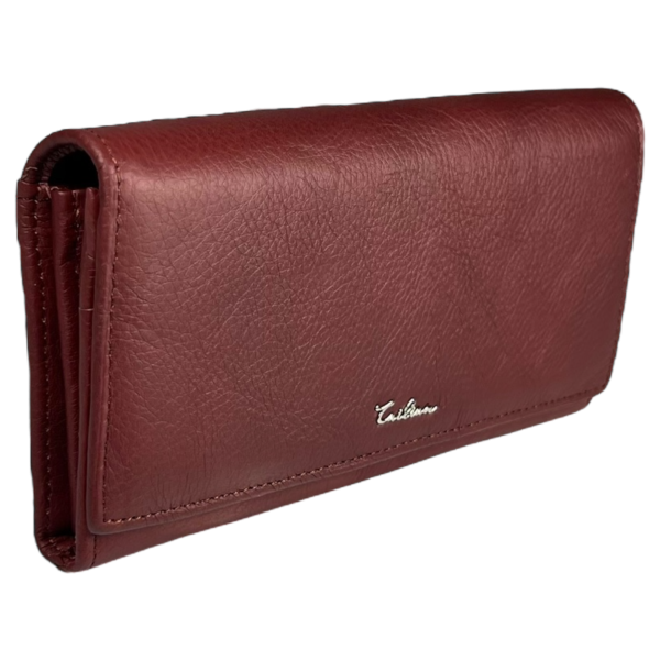 Кожаный женский кошелек с кнопочной застежкой