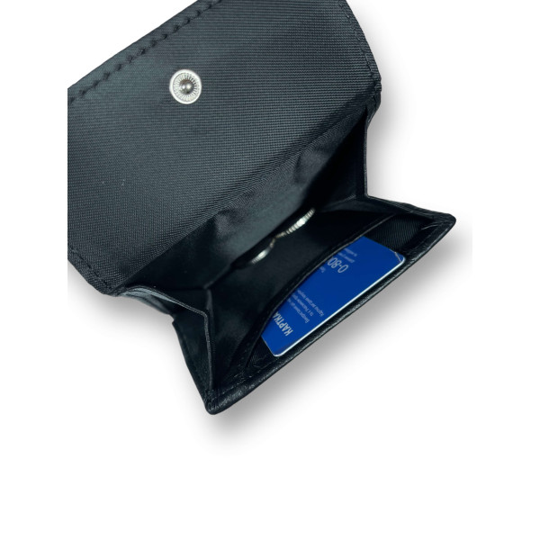 Гаманець елегантний жіночий, шкіряний, колір чорний, 3 відділення для купюр Гаманець елегантний жіночий, шкіряний, колір чорний, 3 відділення для купюр