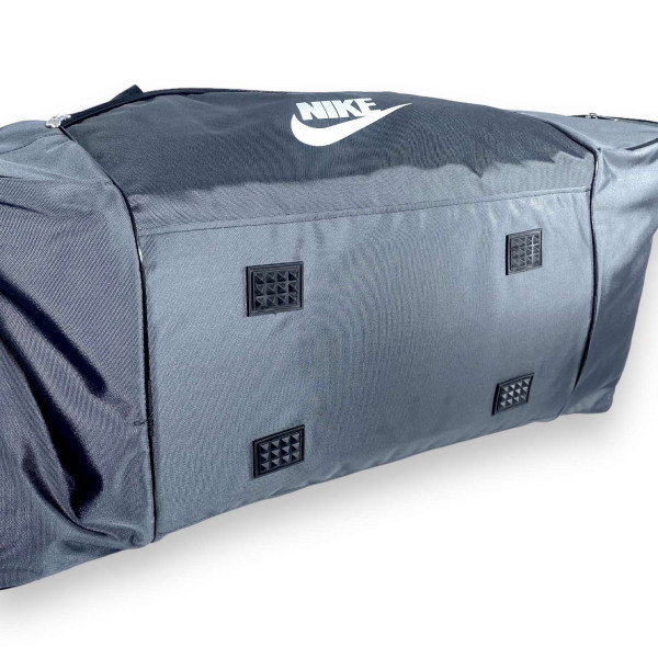 Сумка дорожная, одно отделение, две боковых кармана, фронтальный карман на замке, размер: 80*38*36 см, темно-серая