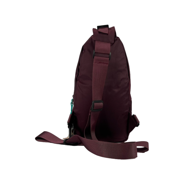 Женская сумка на четыре отделения трендового цвета бургунди Женская сумка на четыре отделения трендового цвета бургунди