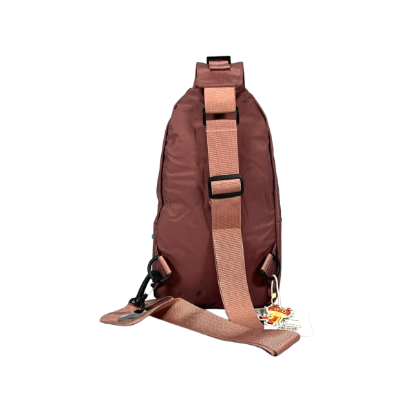 Женская сумка-слинг на четыре отделения из водонепроницаемой ткани