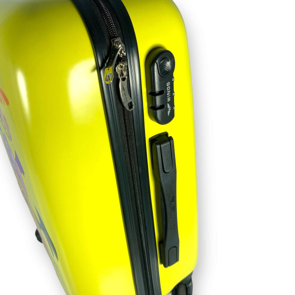 Детский чемодан Wings, одно отделение, кодовый замок, выдвижная ручка, размер: 55*37*23 см, вес: 2,5 кг, желтый Детский чемодан Wings, одно отделение, кодовый замок, выдвижная ручка, размер: 55*37*23 см, вес: 2,5 кг, желтый