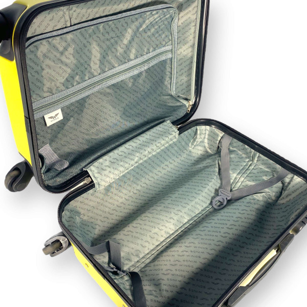 Детский чемодан Wings, одно отделение, кодовый замок, выдвижная ручка, размер: 55*37*23 см, вес: 2,5 кг, желтый Детский чемодан Wings, одно отделение, кодовый замок, выдвижная ручка, размер: 55*37*23 см, вес: 2,5 кг, желтый