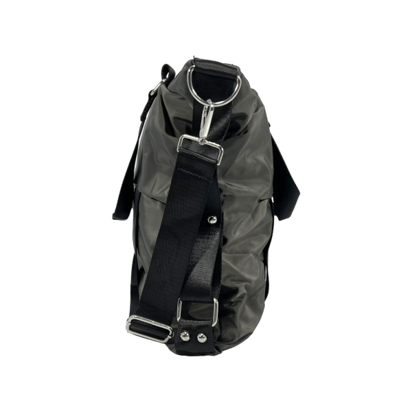 Жіноча практична та функціональна сумка через плече на одне відділення сірого кольору, 22 л Жіноча практична та функціональна сумка через плече на одне відділення сірого кольору, 22 л