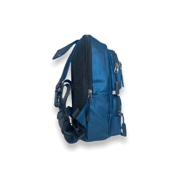 Сумка-слинг с одной лямкой, 1 отделение, USB выход, синего цвета Сумка-слинг с одной лямкой, 1 отделение, USB выход, синего цвета