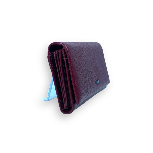 Гаманець шкіряний з 4 відділеннями для купюр бордового кольру Гаманець шкіряний з 4 відділеннями для купюр бордового кольру