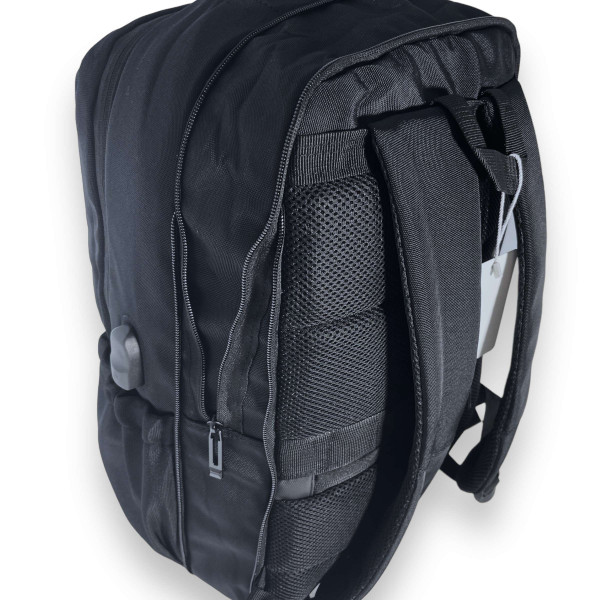Рюкзак міський з розширенням, 15л, одне відділення, фронтальні кишен,і USB+кабель, чорний