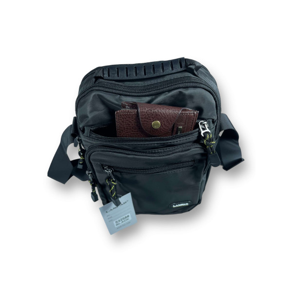 Вместительная сумка через плечо, 2 отделения, 3 кармана на лицевой стороне, черная Вместительная сумка через плечо, 2 отделения, 3 кармана на лицевой стороне, черная