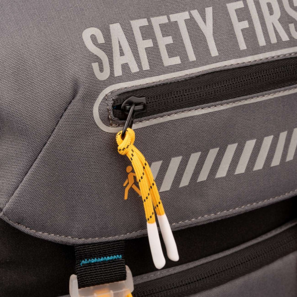 Шкільний рюкзак YES by Andre Tan, одне відділення, дві фронтальні кишені, чорно-сірий Шкільний рюкзак YES by Andre Tan, одне відділення, дві фронтальні кишені, чорно-сірий