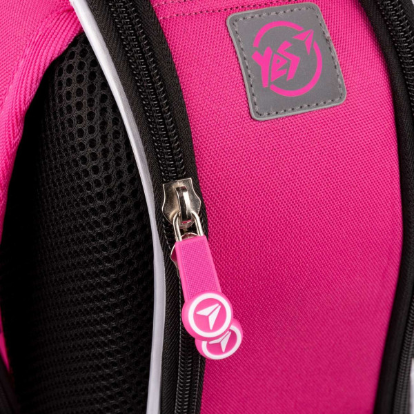 Школьный рюкзак YES, каркасный, два основных отделения, фронтальный карман, розовый Barbie Школьный рюкзак YES, каркасный, два основных отделения, фронтальный карман, розовый Barbie