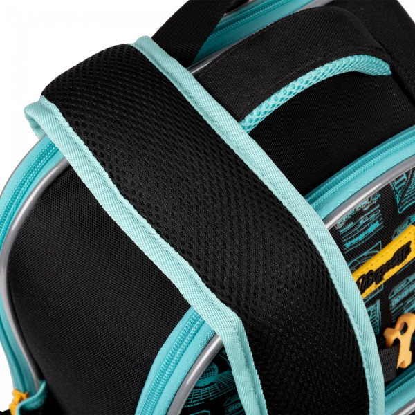 Школьный рюкзак 1 вересня полукаркасный, два отделения, фронтальный карман, два боковых кармана, черный S-97 Deep Space Школьный рюкзак 1 вересня полукаркасный, два отделения, фронтальный карман, два боковых кармана, черный S-97 Deep Space