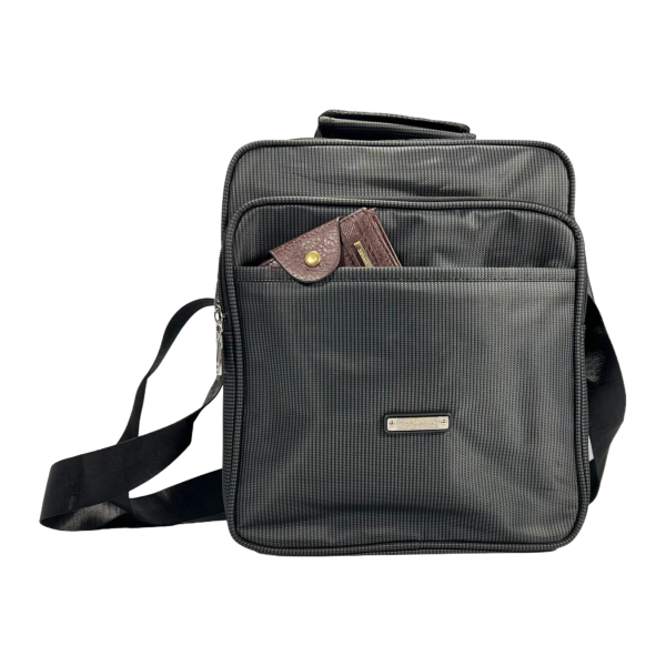 Сумка через плечо на 5 отделений серого цвета Сумка через плечо на 5 отделений серого цвета