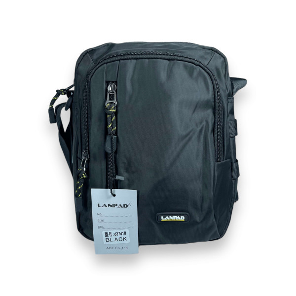 Мужская сумка через плечо на два отделения черного цвета Мужская сумка через плечо на два отделения черного цвета