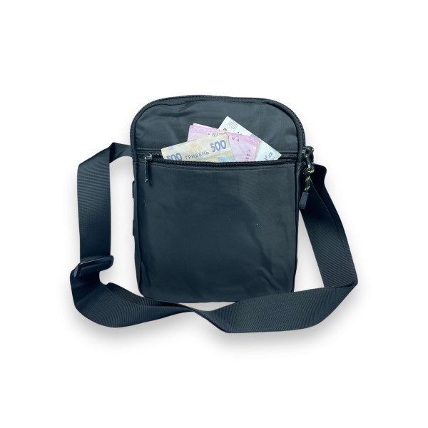 Мужская сумка через плечо на два отделения черного цвета Мужская сумка через плечо на два отделения черного цвета