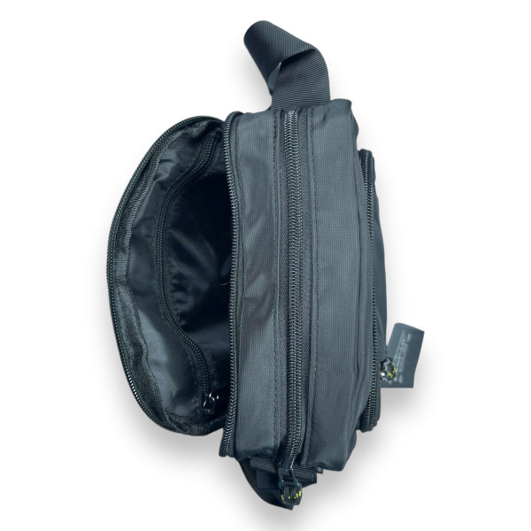 Мужская сумка через плечо на два отделения черного цвета Мужская сумка через плечо на два отделения черного цвета