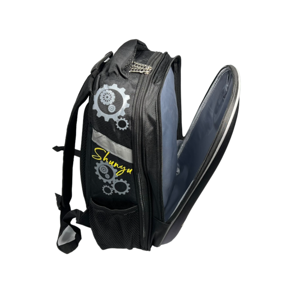 Школьный рюкзак для мальчика на два отделения, 16 л, черный Школьный рюкзак для мальчика на два отделения, 16 л, черный