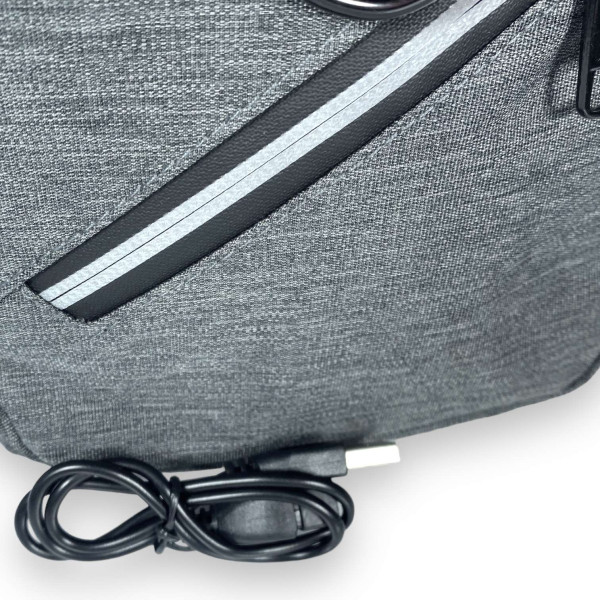 Слінг Gorangd, два відділення, USB+кабель, внутрішня кишеня, дві фронтальні кишені, розмір 30*17*8 см, сірий Слінг Gorangd, два відділення, USB+кабель, внутрішня кишеня, дві фронтальні кишені, розмір 30*17*8 см, сірий