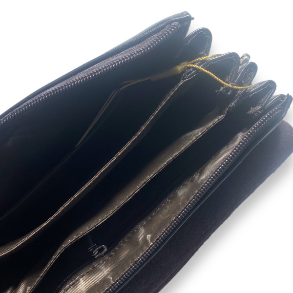 Мужской кошелек клатч Langsa портмоне из экокожи три отдела дополнительные карманы размер: 20*13*5 см коричневый Мужской кошелек клатч Langsa портмоне из экокожи три отдела дополнительные карманы размер: 20*13*5 см коричневый