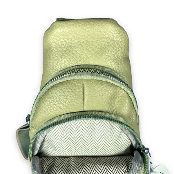 Слинг сумка женская через плечо Fashion&bags два отделения экокожа размеры 25*15*7см светло зеленый