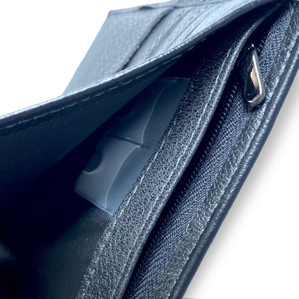 Гаманець чоловічий, шкіряний, 2 відділи для купюр, 10 для карток, колір чорний Гаманець чоловічий, шкіряний, 2 відділи для купюр, 10 для карток, колір чорний