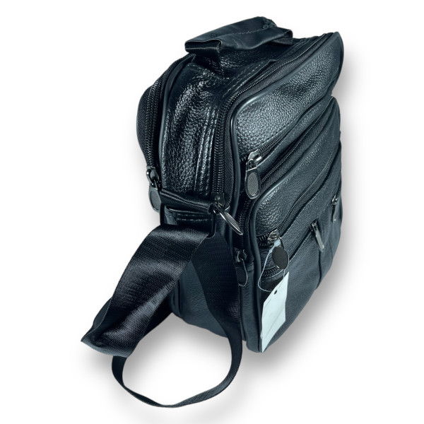 Сумка через плечо, кожа, два отделения, пять фронтальных карманов, черная Сумка через плечо, кожа, два отделения, пять фронтальных карманов, черная