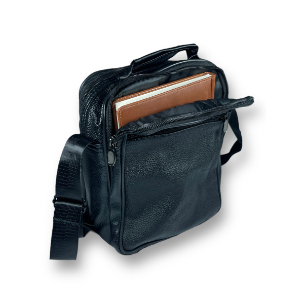 Сумка через плечо, кожа, два отделения, пять фронтальных карманов, черная Сумка через плечо, кожа, два отделения, пять фронтальных карманов, черная