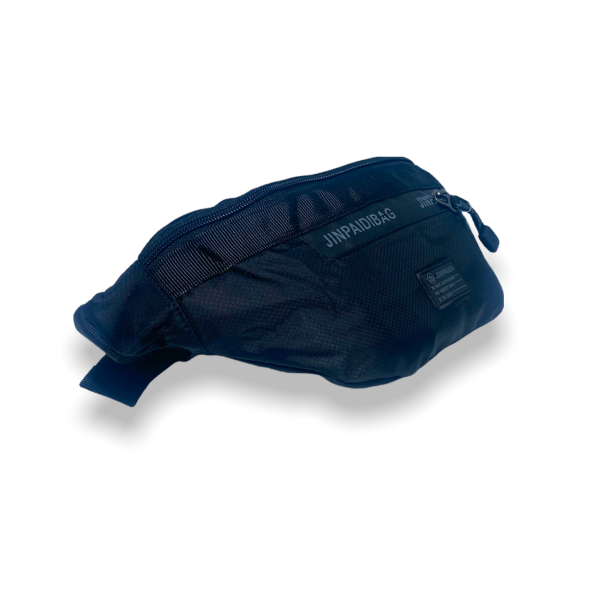 Поясная сумка-бананка на три отдела, цвет черный