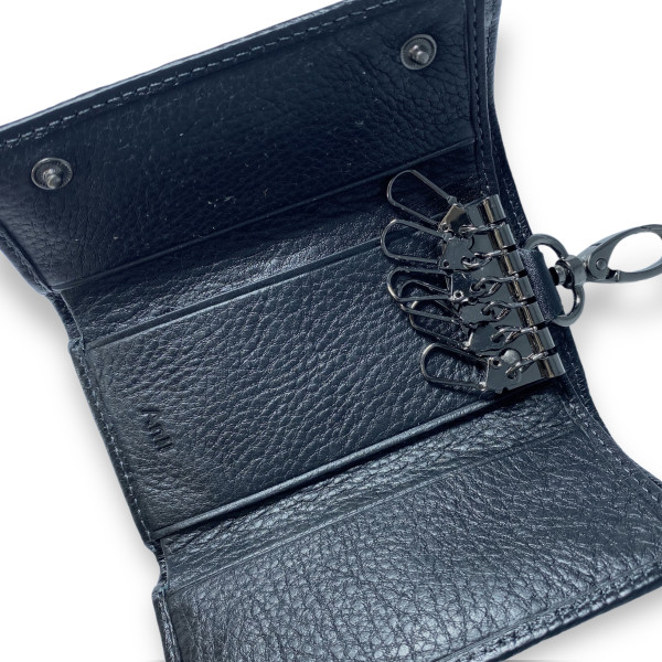 Ключница из натуральной кожи, 7 карабинов, 2 ячейки для карт