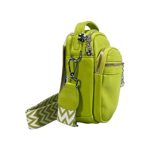 Зручна стильна сумка через плече на три відділення яскраво зеленого кольору Зручна стильна сумка через плече на три відділення яскраво зеленого кольору